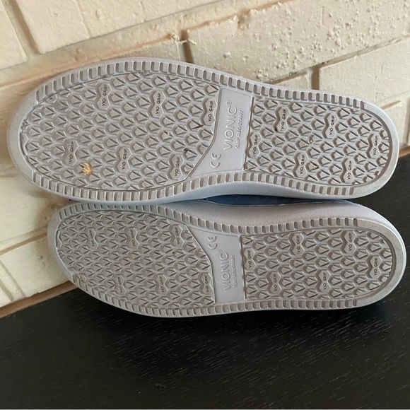 Vionic Mahoney Avery Pro Slip On Shoes Sneakers Comfort Arch Support Suede 8.5 - Picture 5 of 7